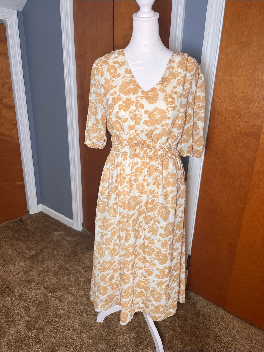 Draper James Cream and Mustard Floral V-Neck Midi Dress. Size medium.